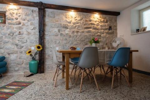 Guesthouse Nina Kastel Novi Ngoại thất bức ảnh